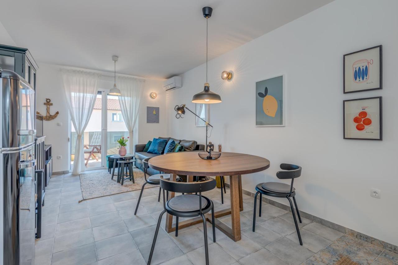 New And Chic Place Near Old Town Of Trogir Zewnętrze zdjęcie