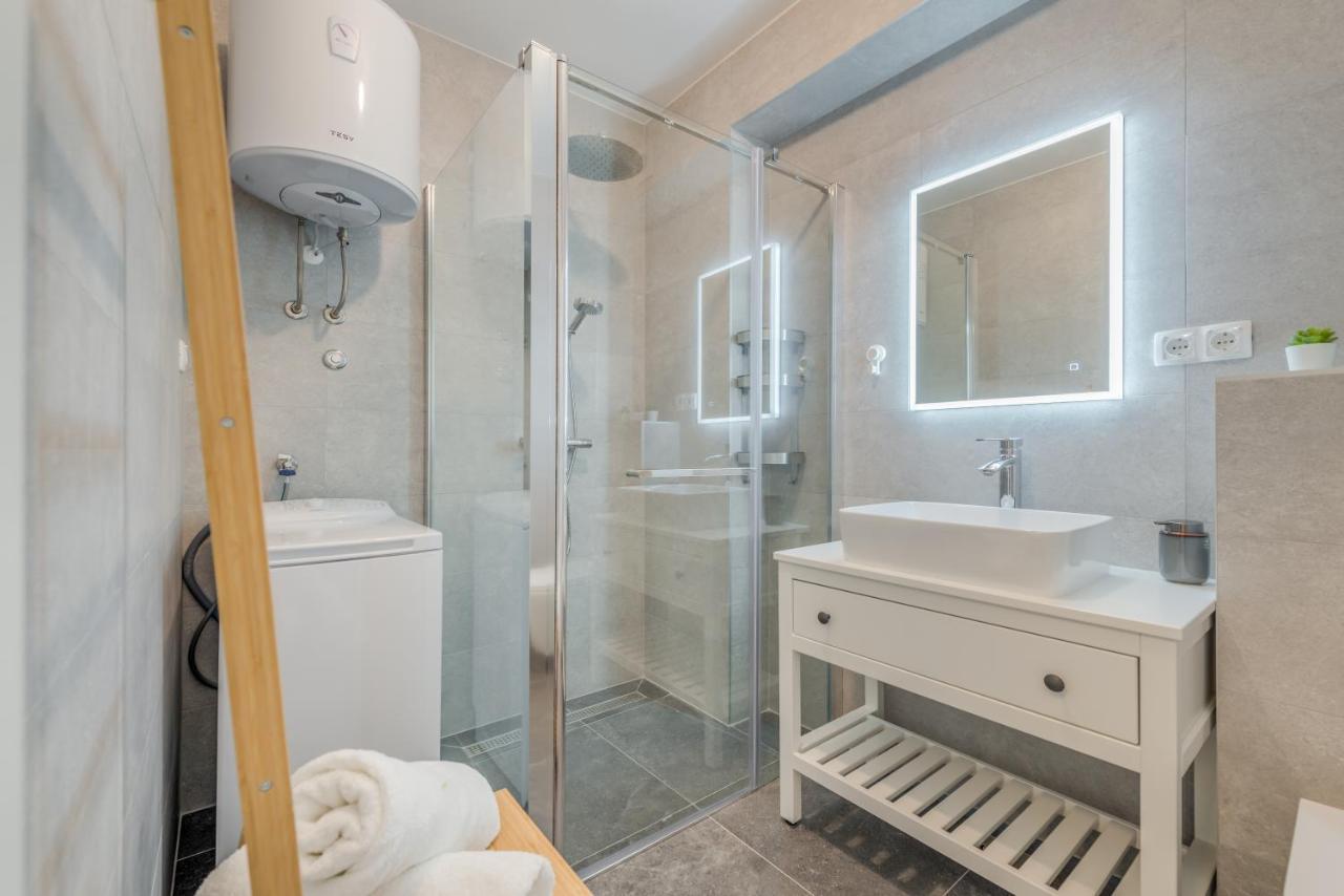 New And Chic Place Near Old Town Of Trogir Zewnętrze zdjęcie