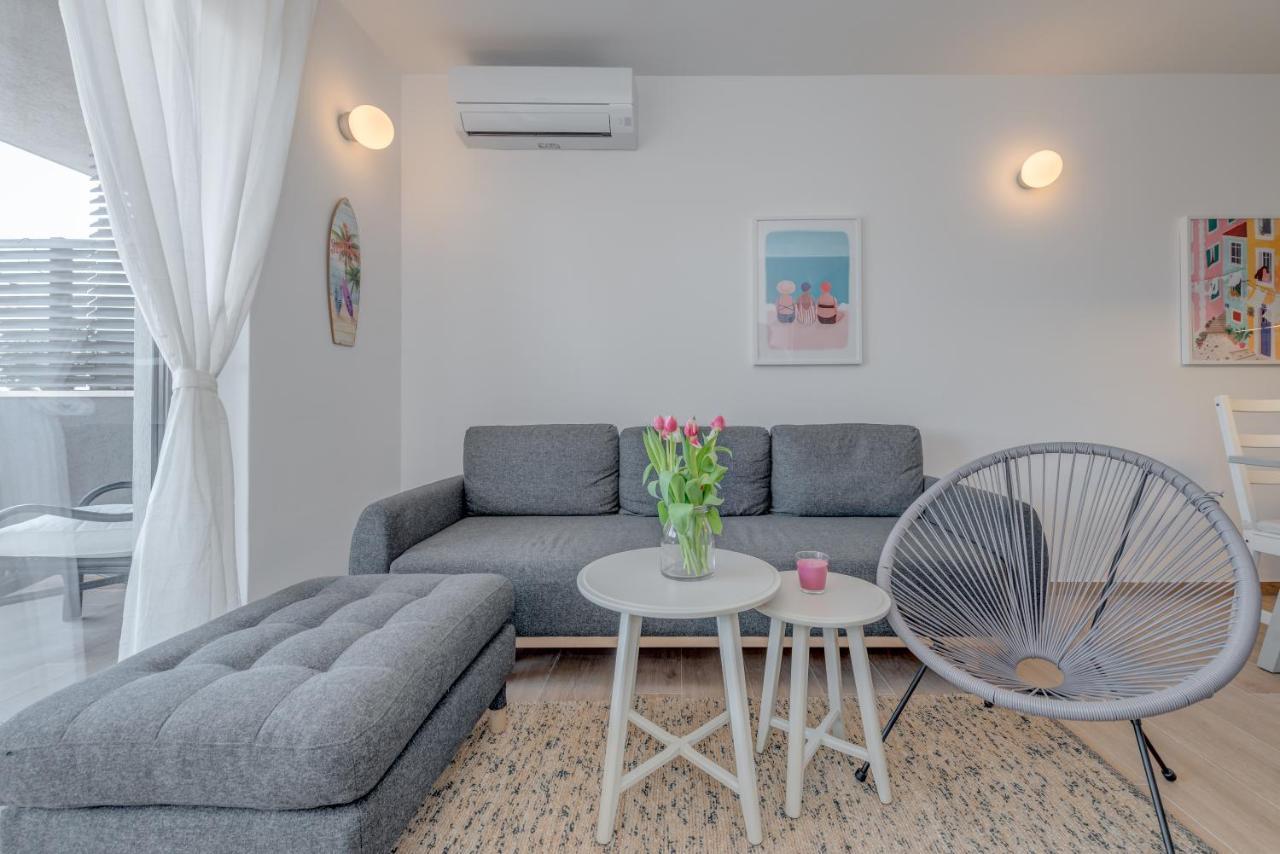 New And Chic Place Near Old Town Of Trogir Zewnętrze zdjęcie