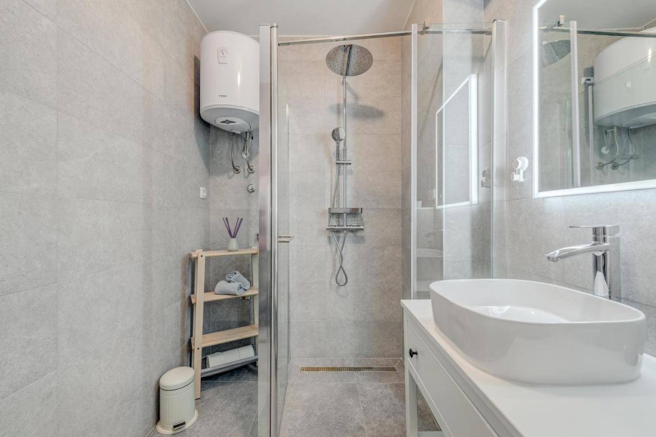 New And Chic Place Near Old Town Of Trogir Zewnętrze zdjęcie