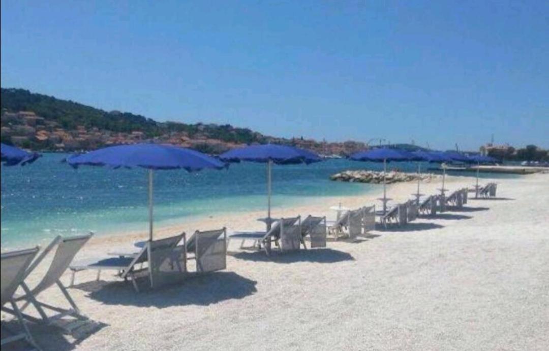 New And Chic Place Near Old Town Of Trogir Zewnętrze zdjęcie